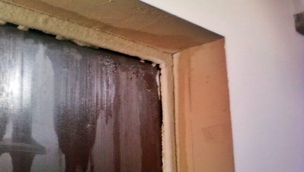Конденсат на входной двери